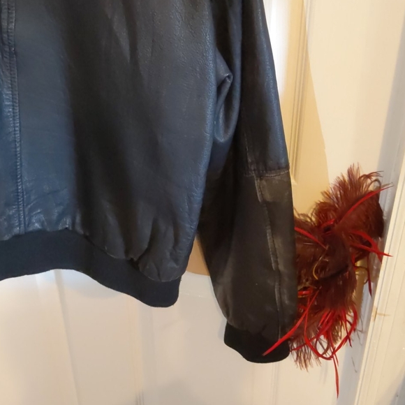Leather jacket - Picture 4 of 4